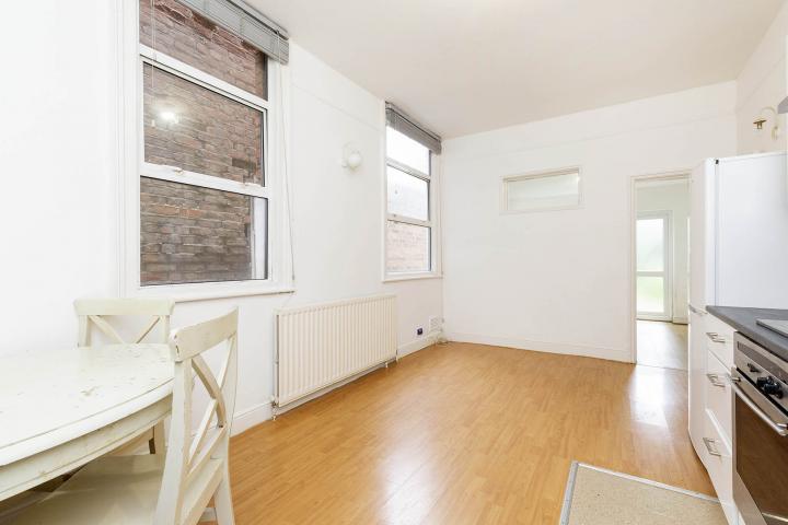 Modern Apartment Anson Road, Willesden Green